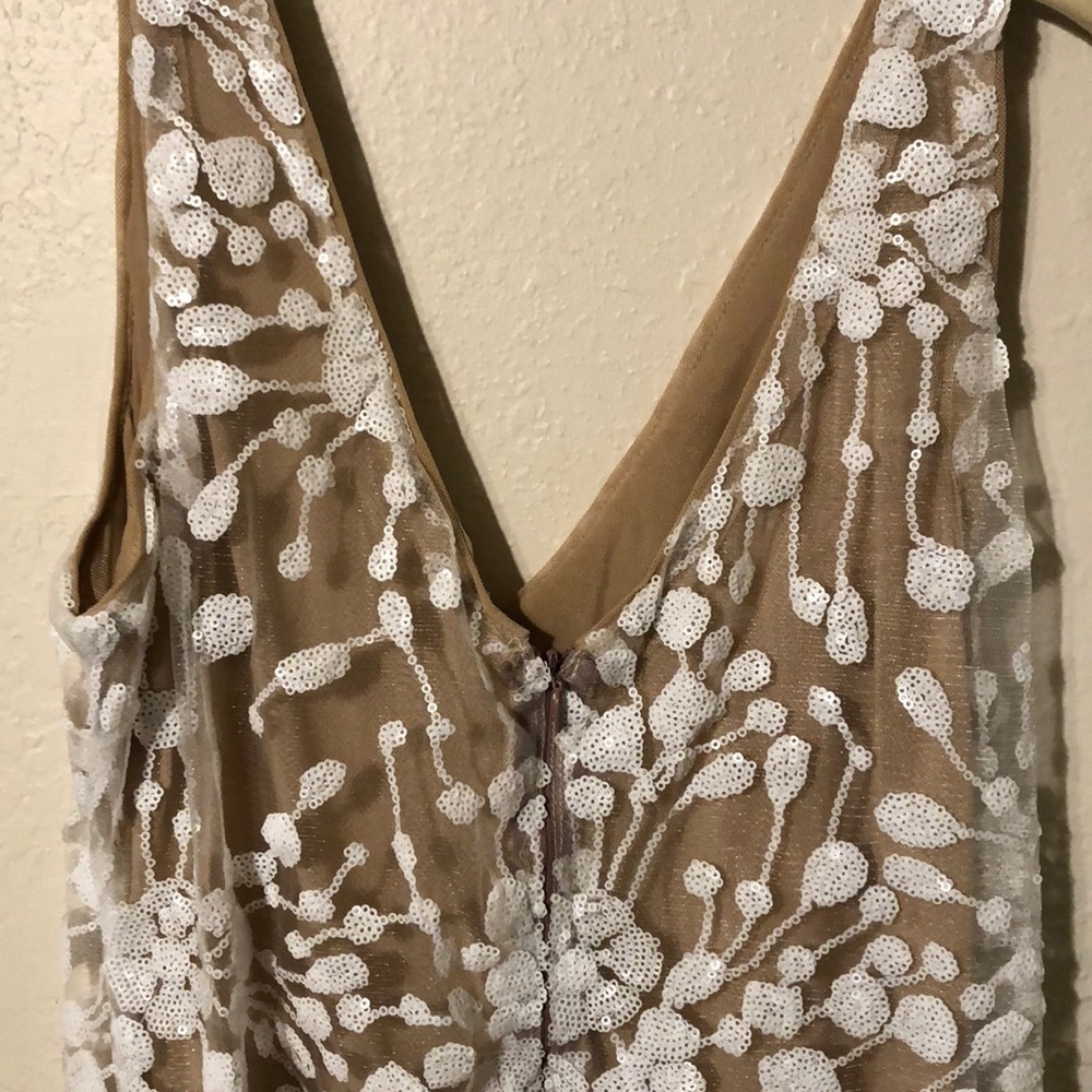 Dress - Picture 4 of 4